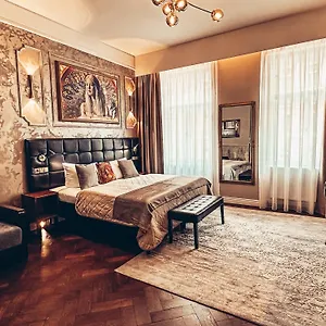 Alfons Boutique Hotell