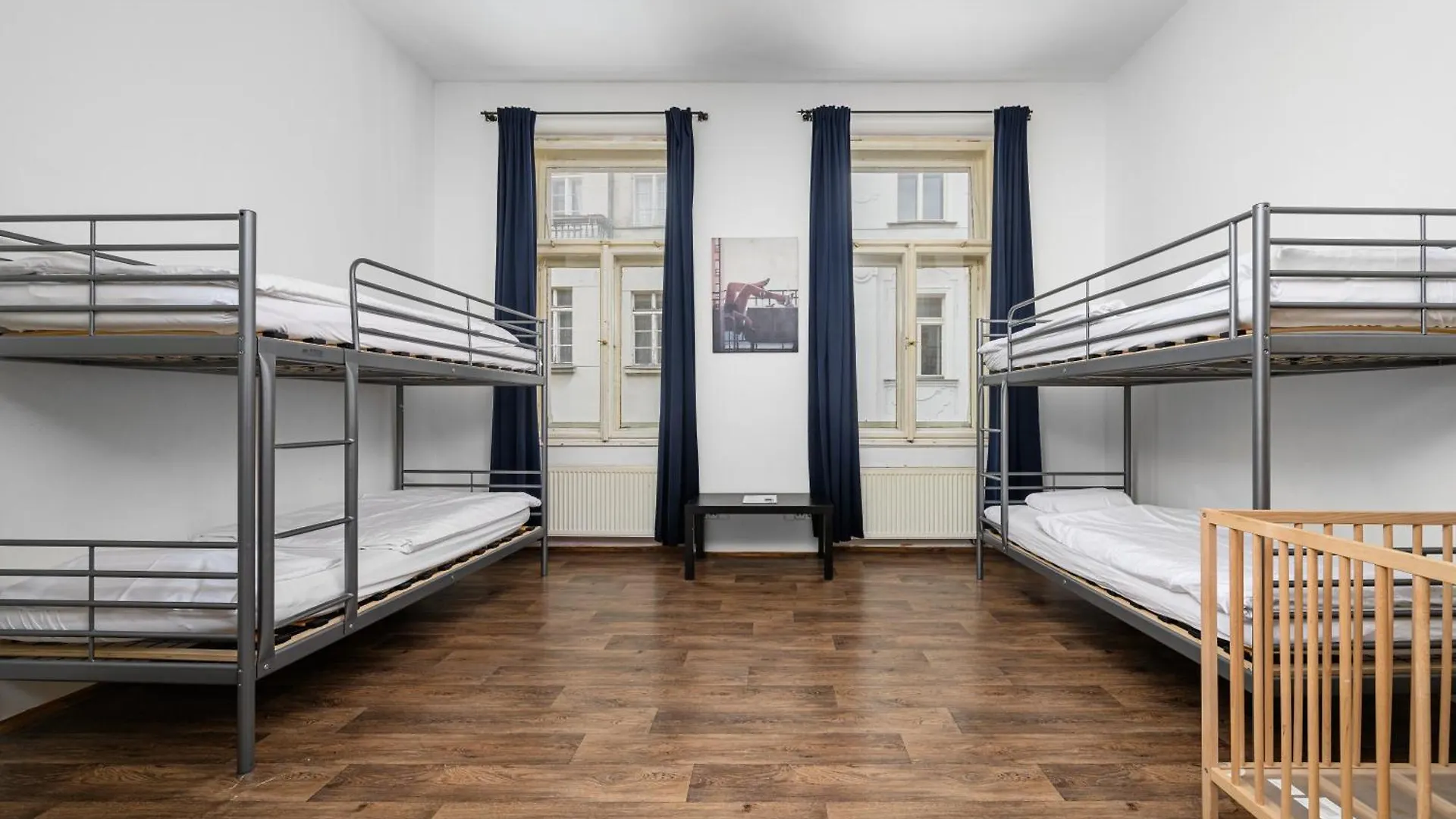 Отель Wellness Rooms Central Прага