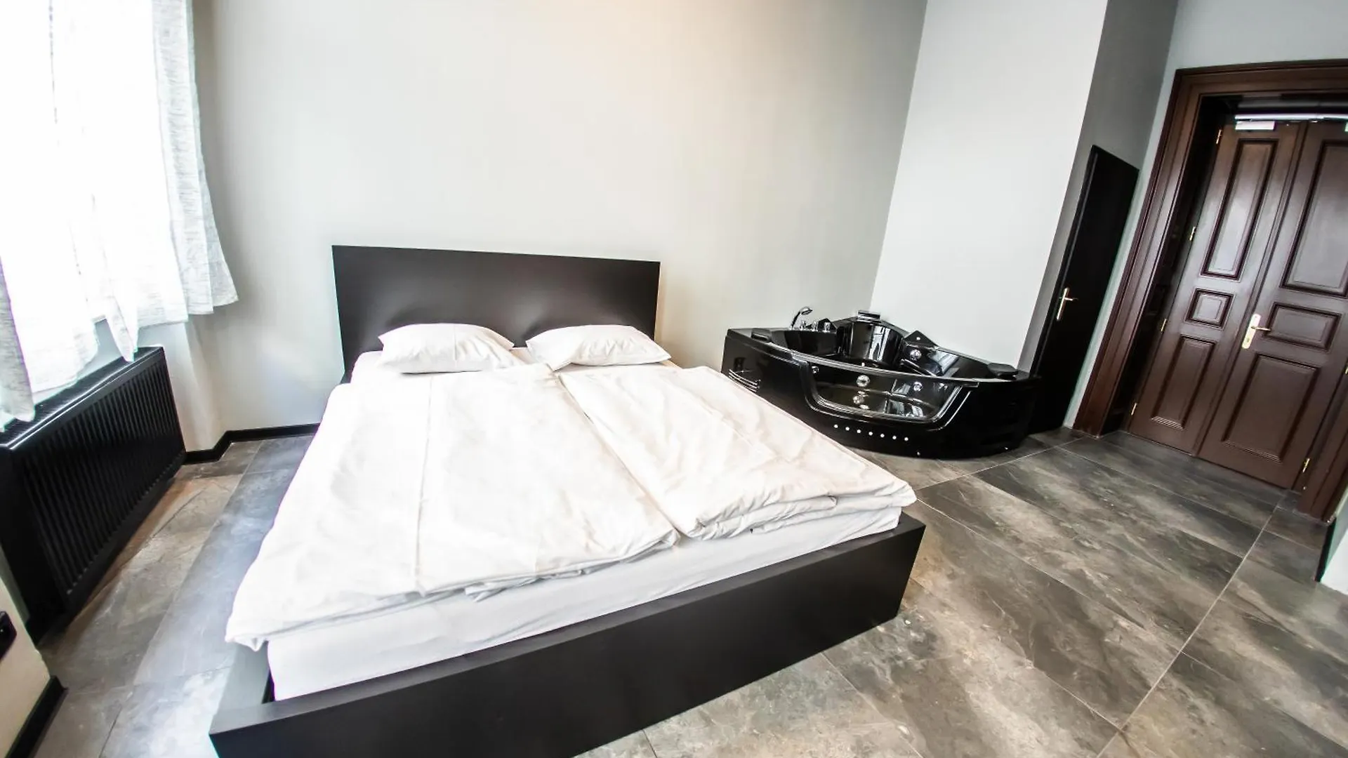 Wellness Rooms Central 프라하 호텔