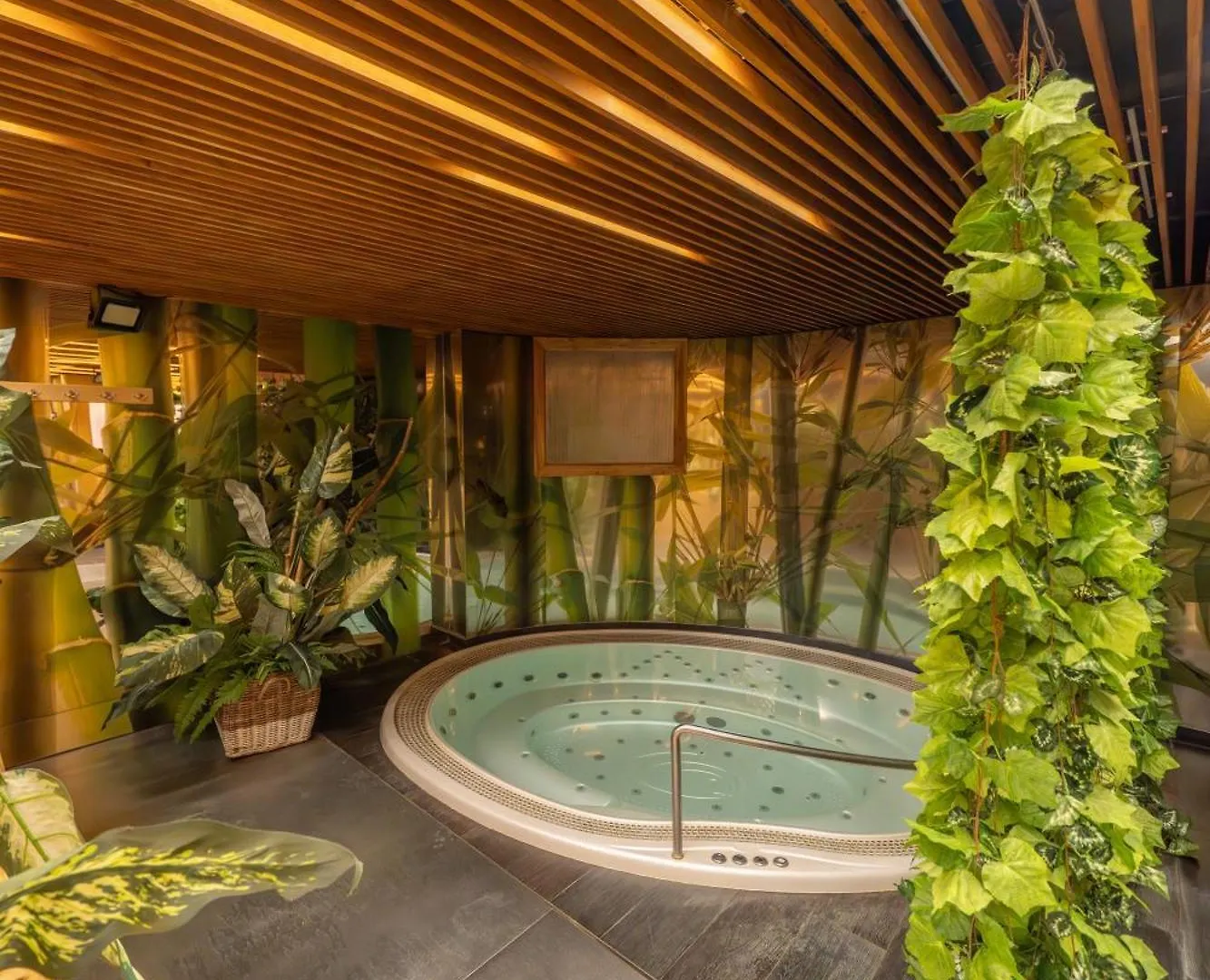 Wellness Rooms Central 프라하 체코